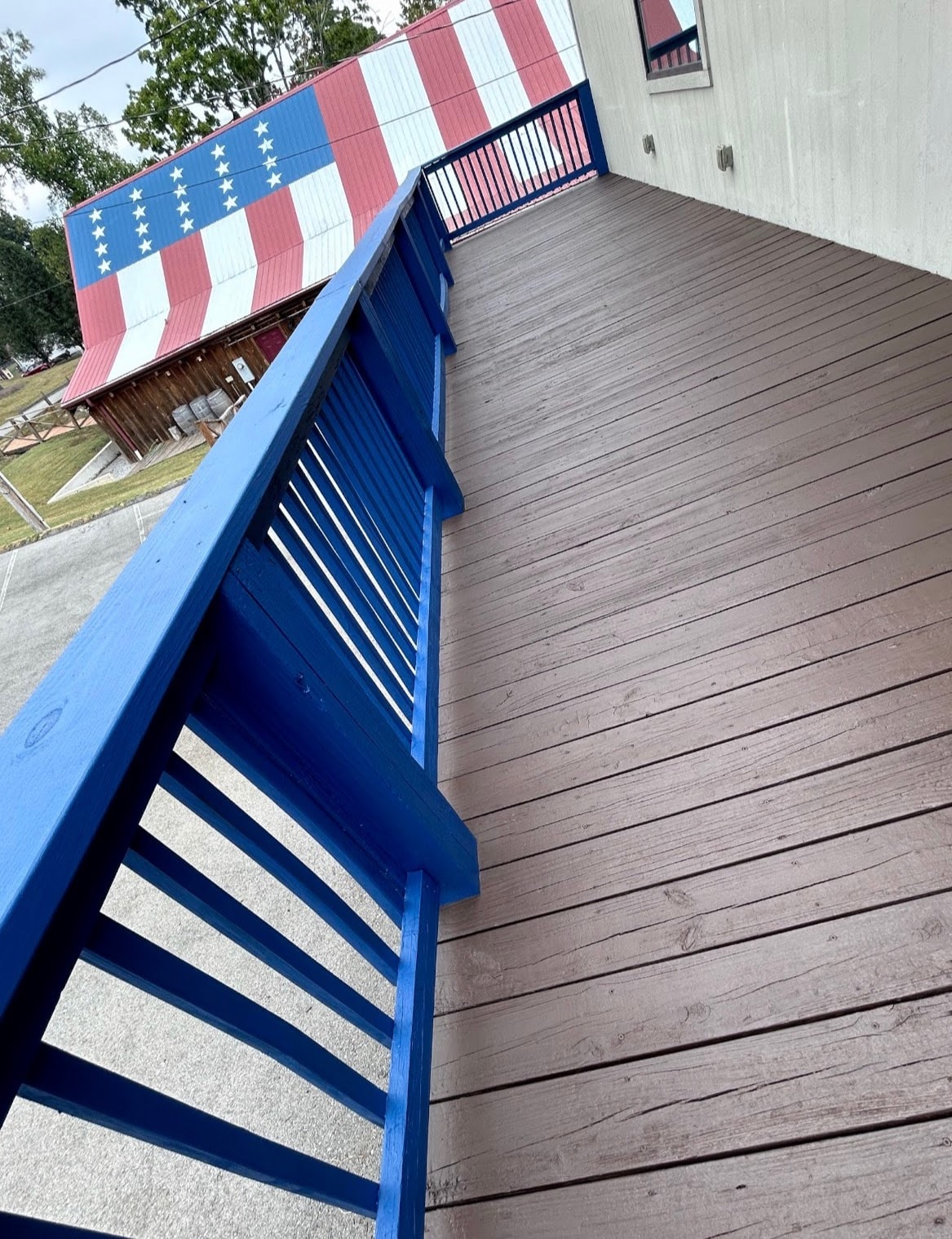 Rich wood staining and finishing work